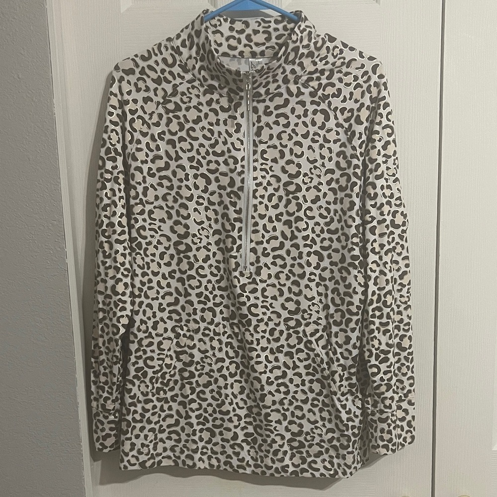 Lulu-B Cream and Black Leopard Print Long Sleeve Pullover